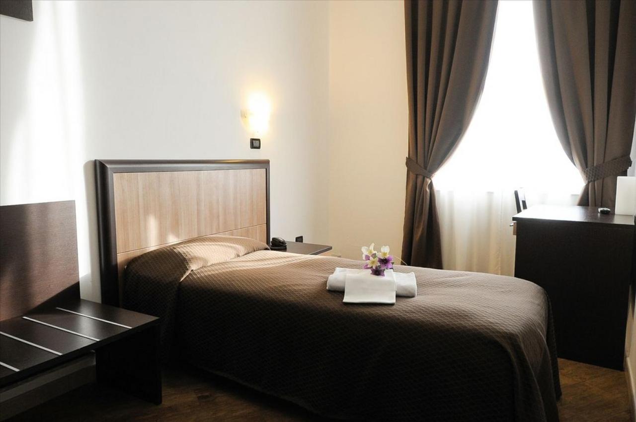 Hotel Chopin Genova Eksteriør bilde