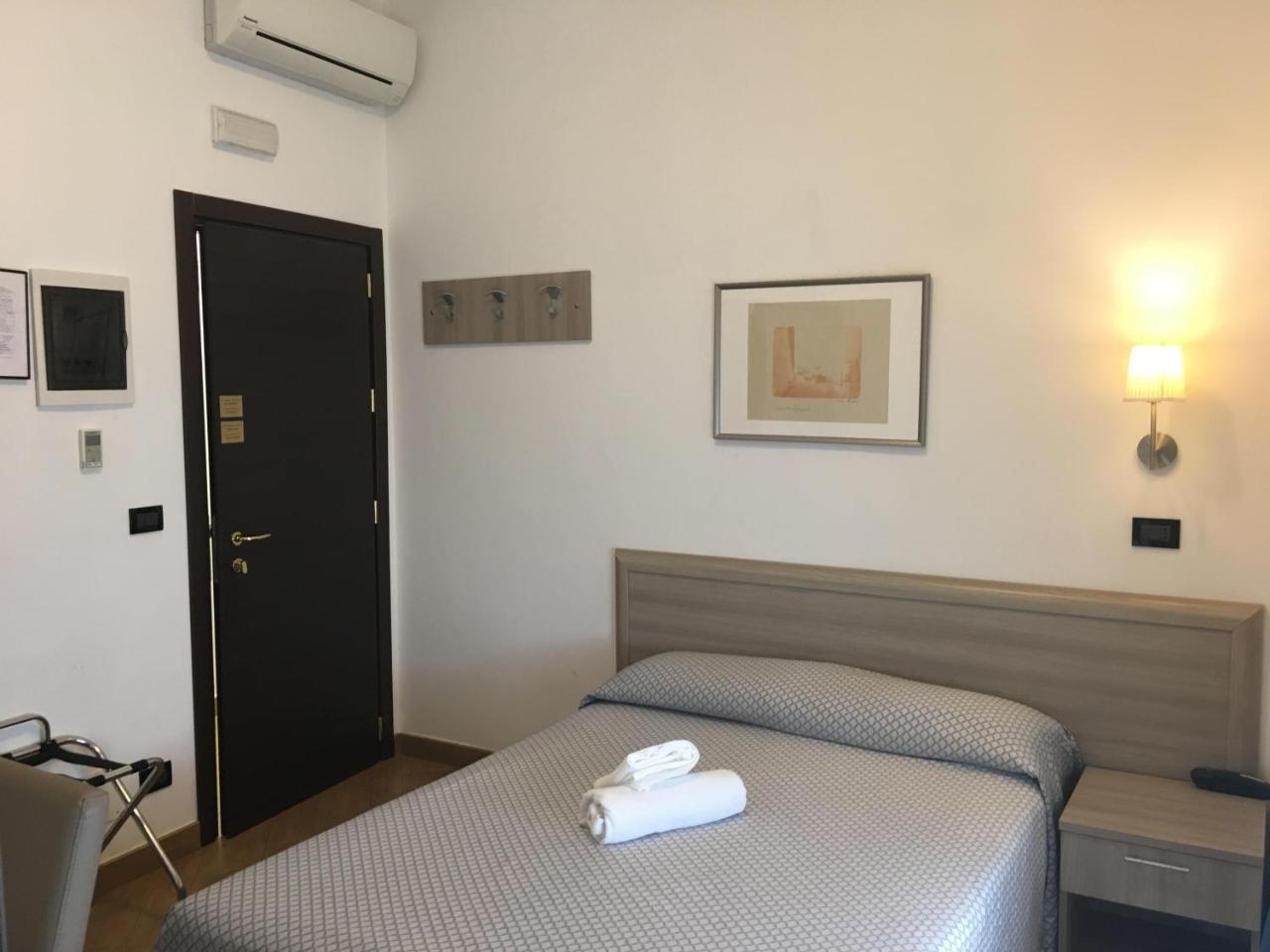 Hotel Chopin Genova Eksteriør bilde