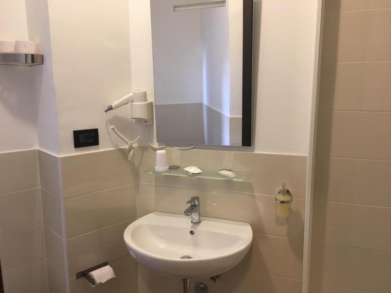 Hotel Chopin Genova Eksteriør bilde